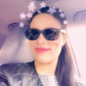 Meet your Posher, Hanane